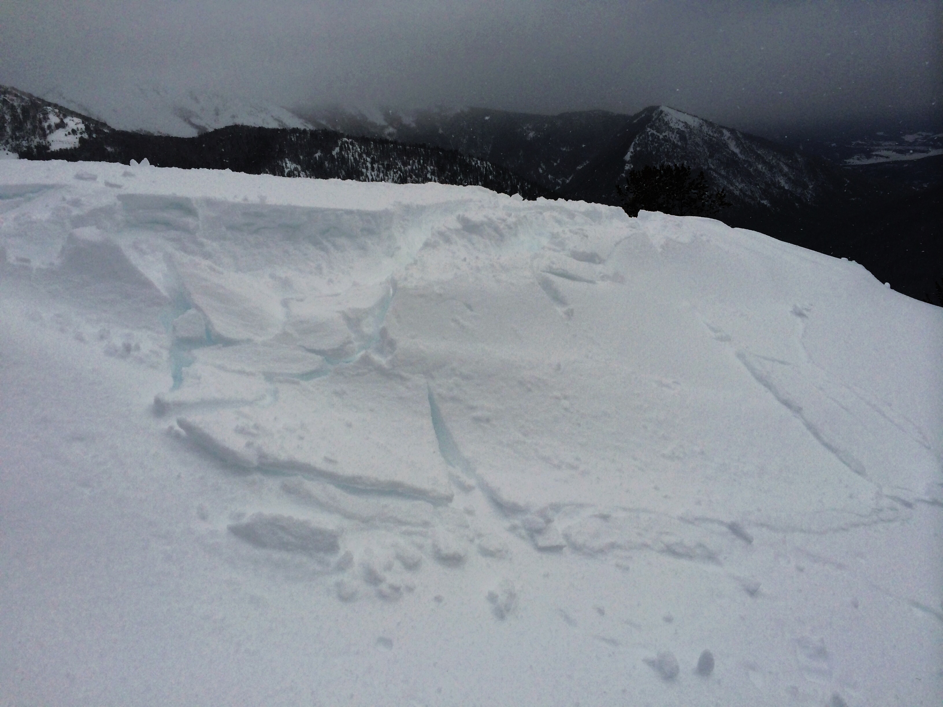 Fresh wind slab on small slope